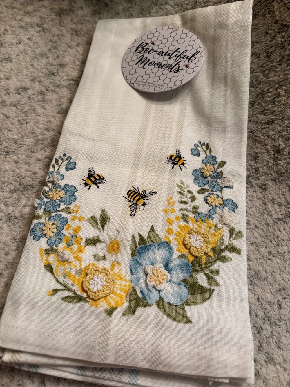 Bee-autiful Moments Embroidered Floral Kitchen Towel Set of 3 NWT Cotton